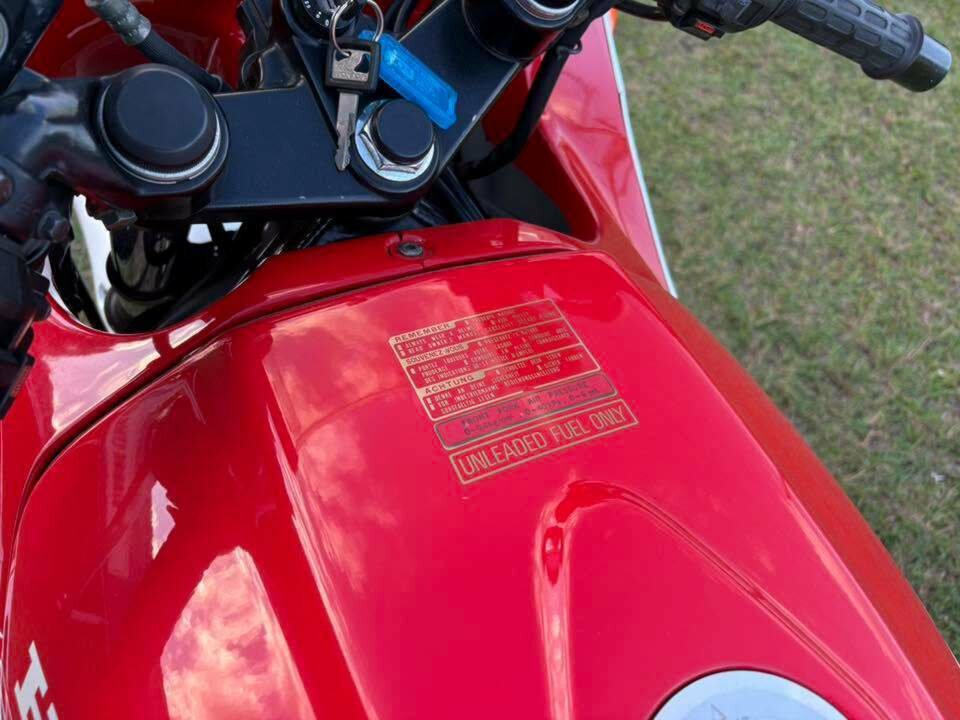 1987 HONDA CBR1000F ROAD