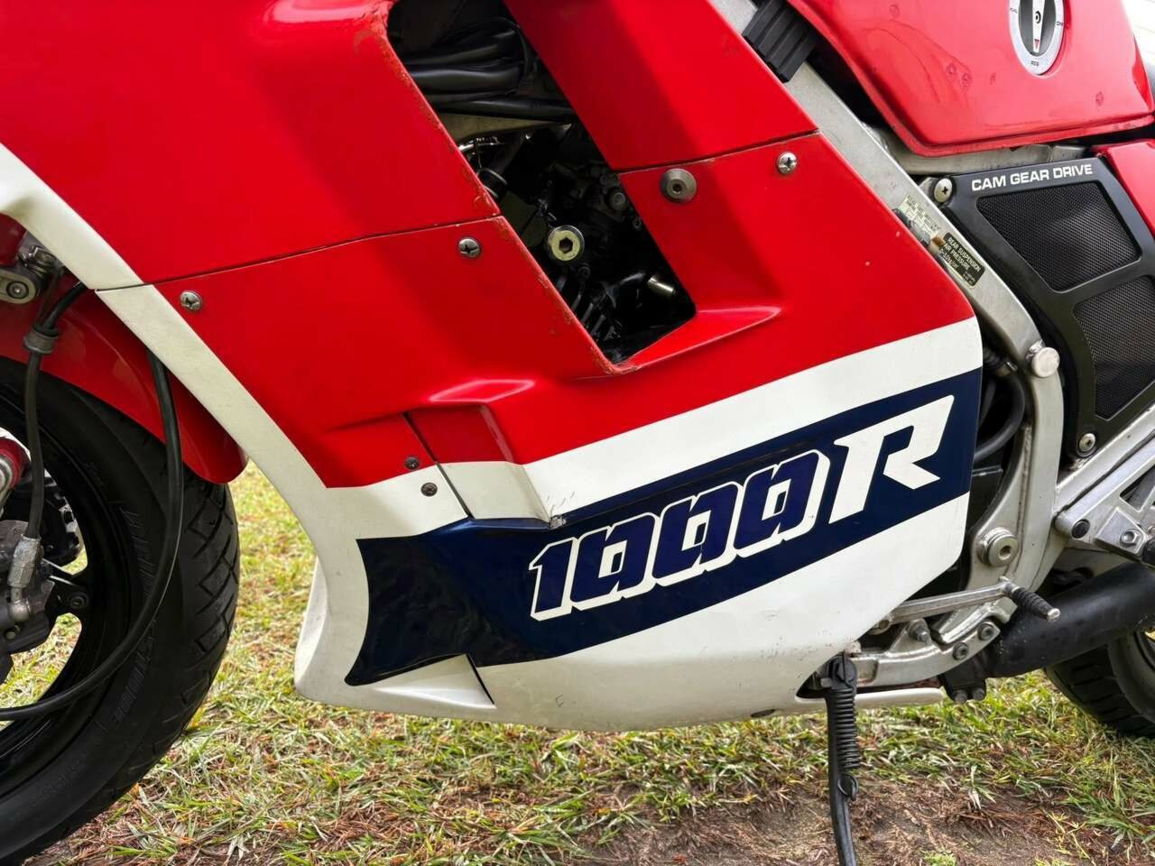1985 HONDA VF1000R ROAD