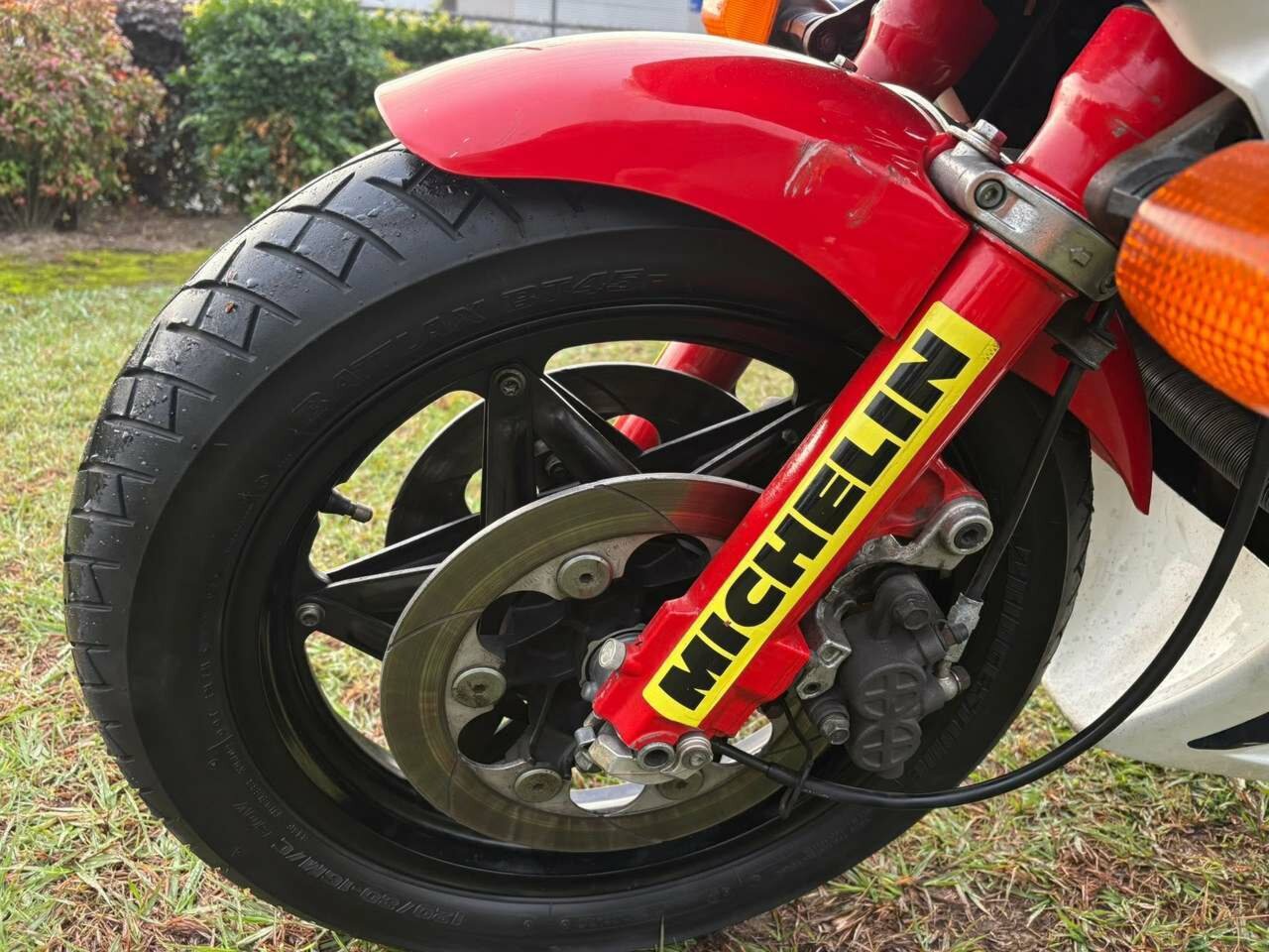 1985 HONDA VF1000R ROAD