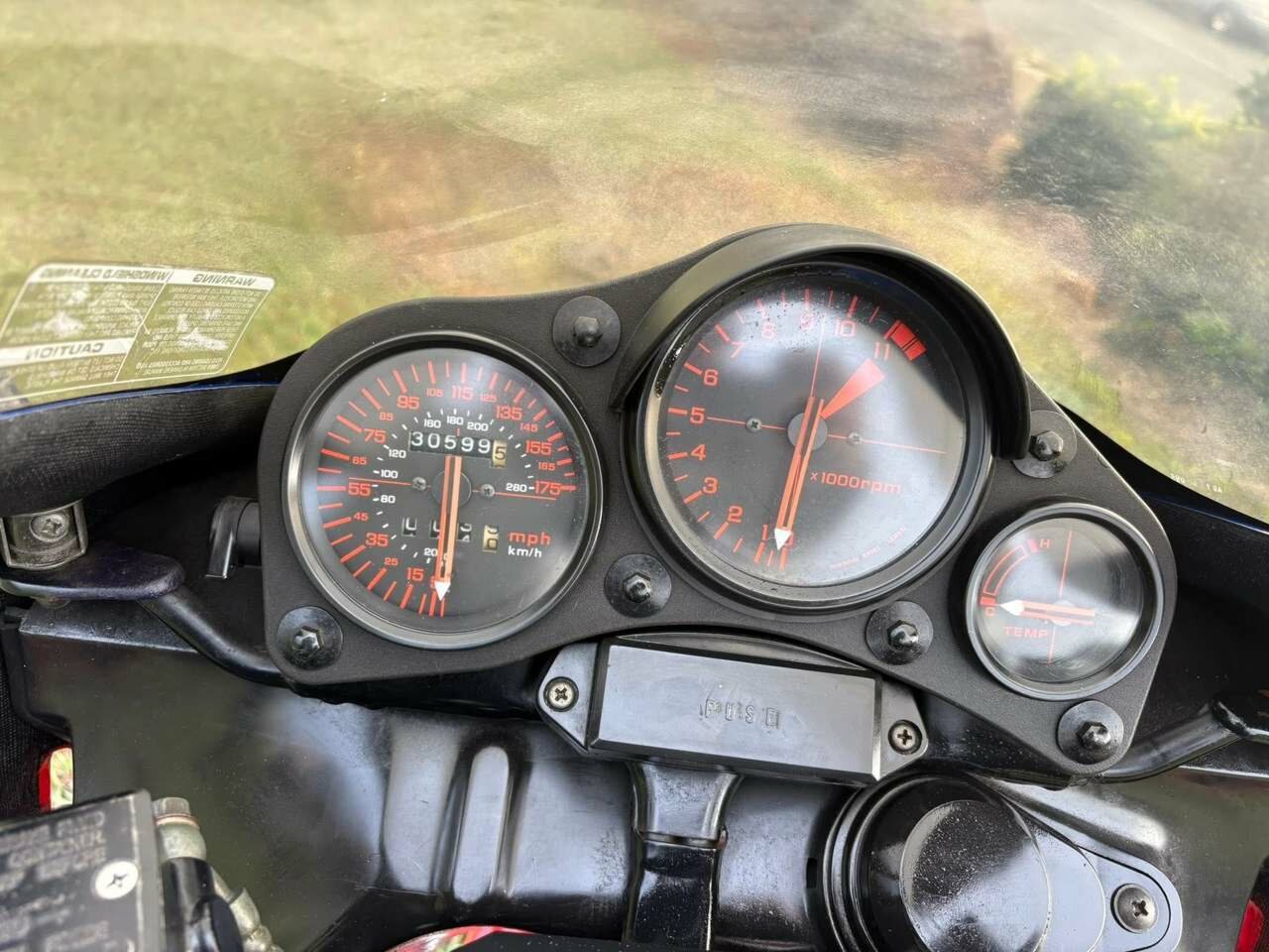 1985 HONDA VF1000R ROAD