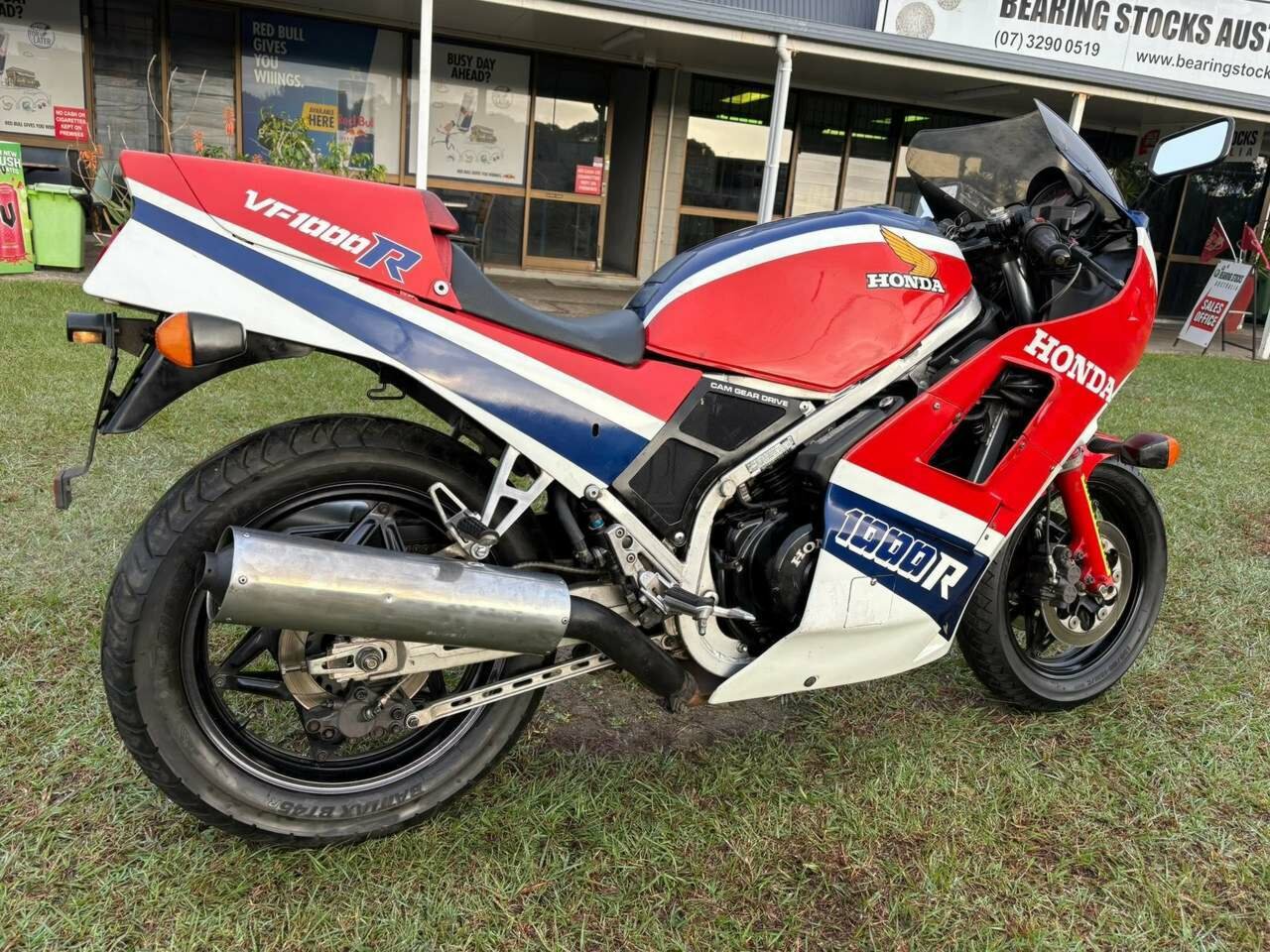 1985 HONDA VF1000R ROAD