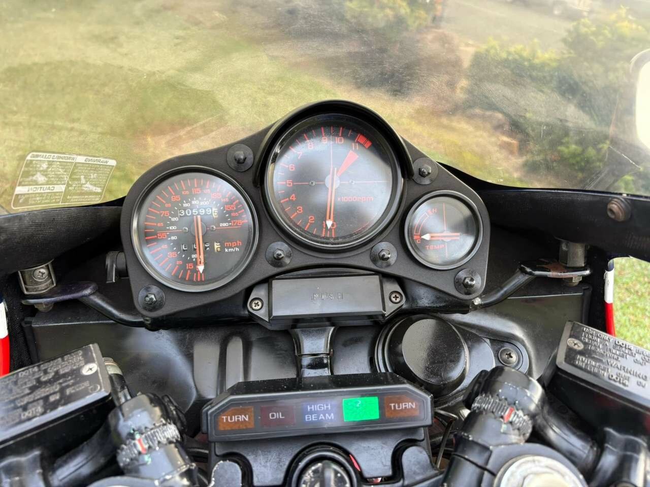 1985 HONDA VF1000R ROAD