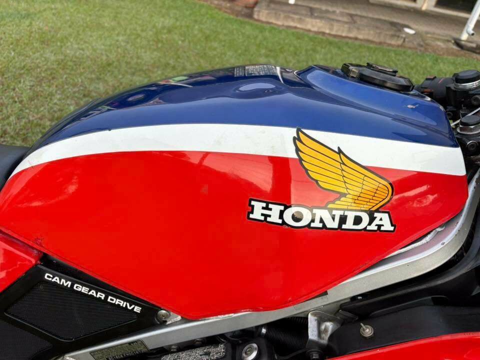 1985 HONDA VF1000R ROAD