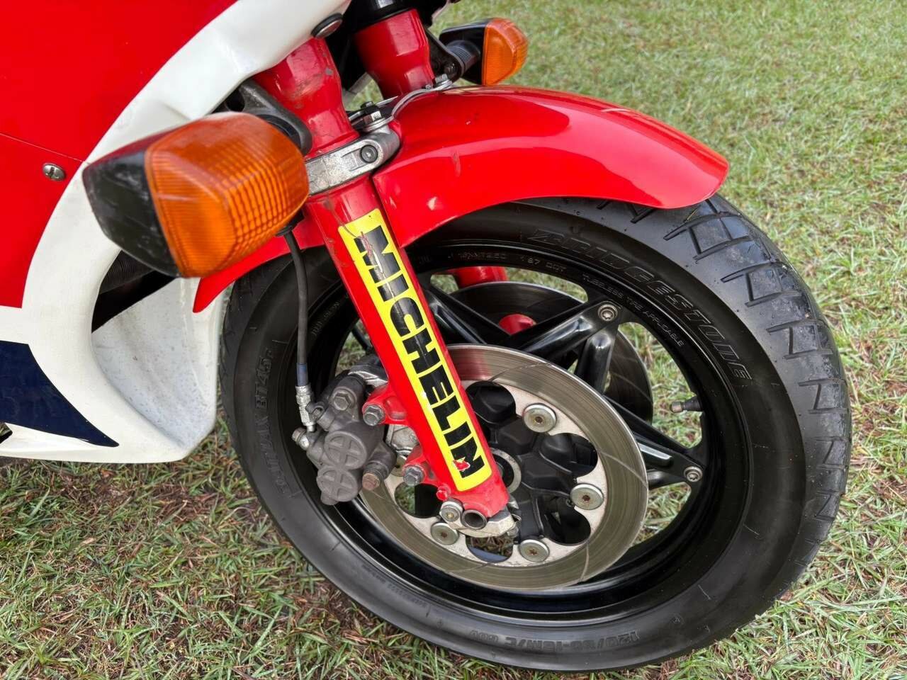 1985 HONDA VF1000R ROAD