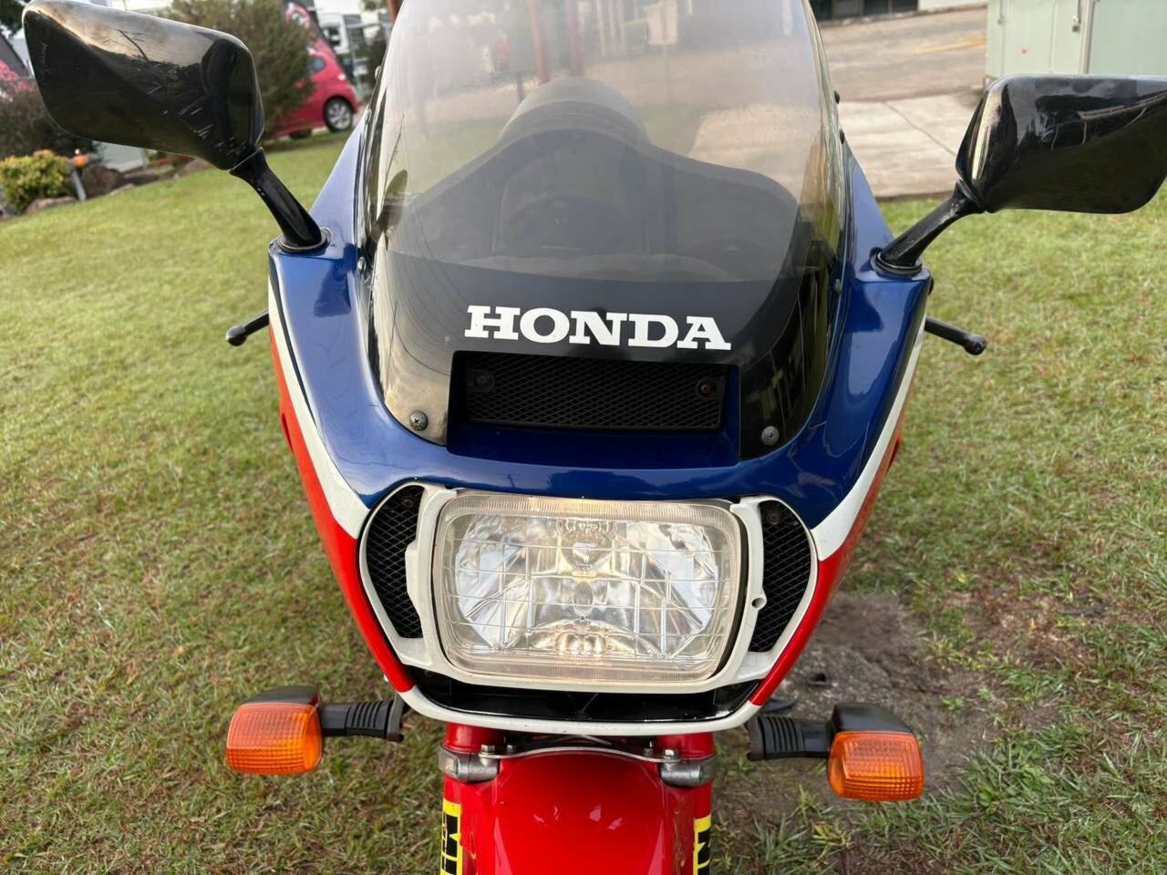 1985 HONDA VF1000R ROAD