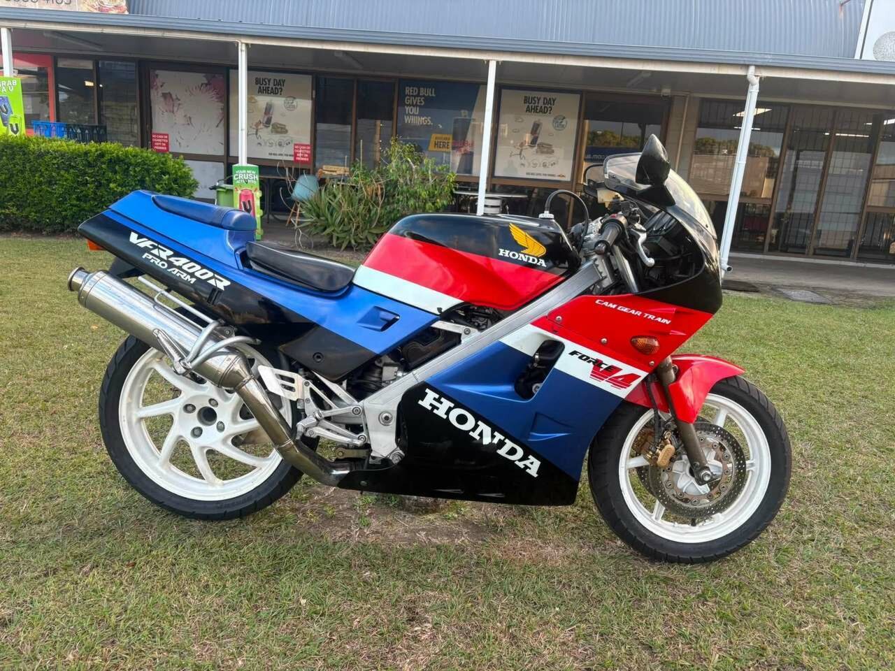 1987 HONDA VFR400 SPORTS