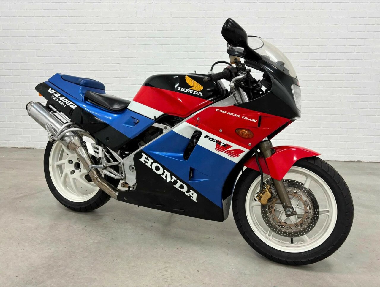 1987 HONDA VFR400 SPORTS