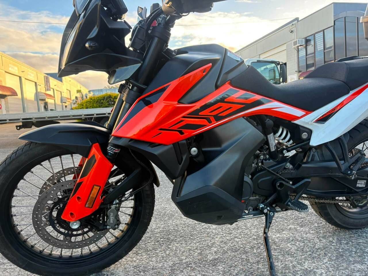 2020 KTM 790 ADVENTURE DUAL SPORTS