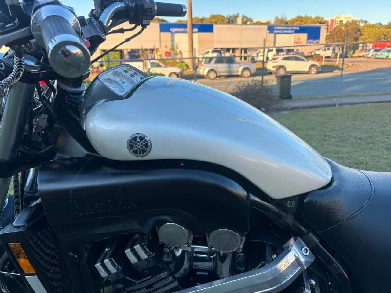 2001 YAMAHA VMAX 1200 CRUISER