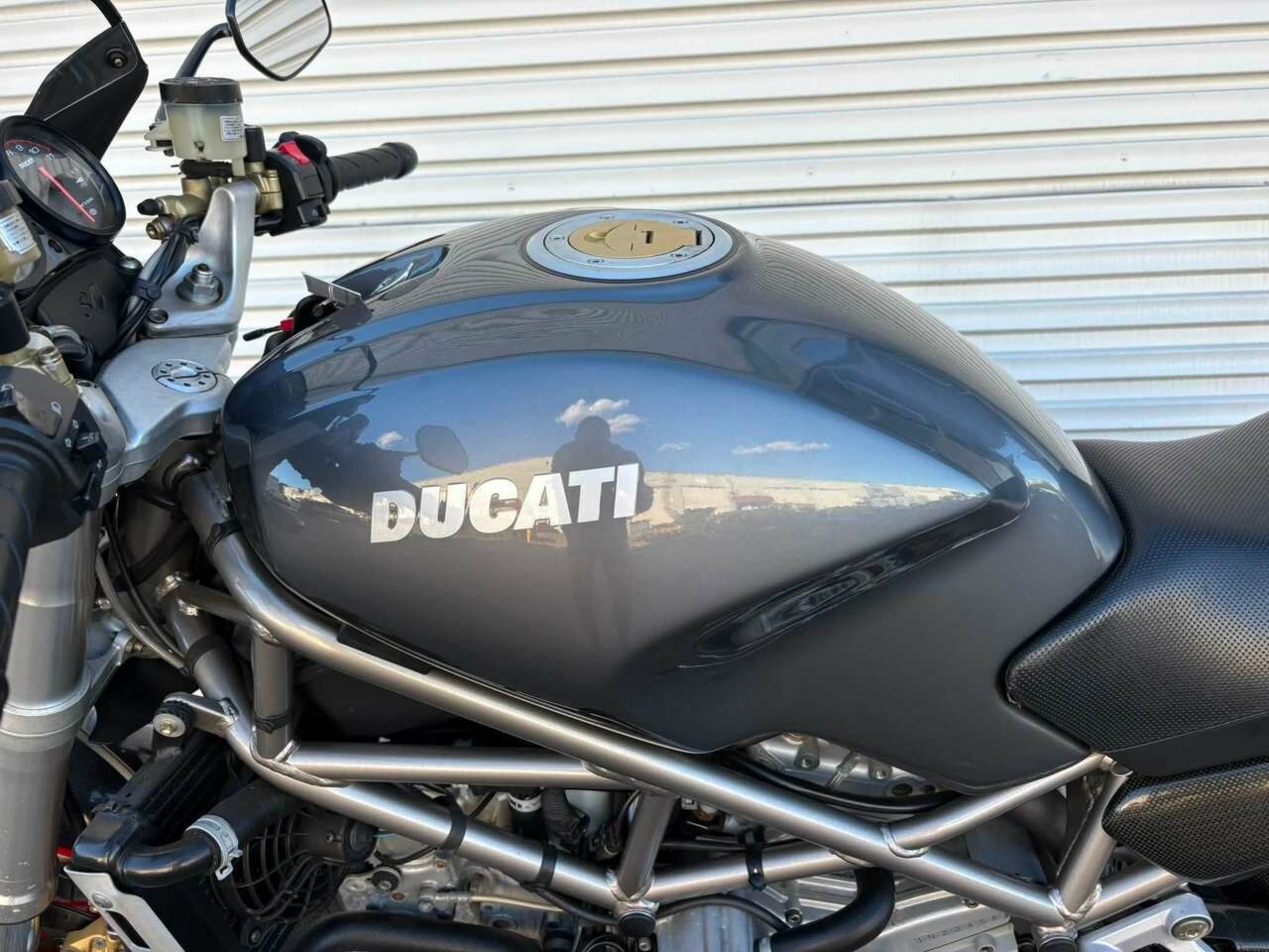 2003 DUCATI MONSTER 400 ROAD