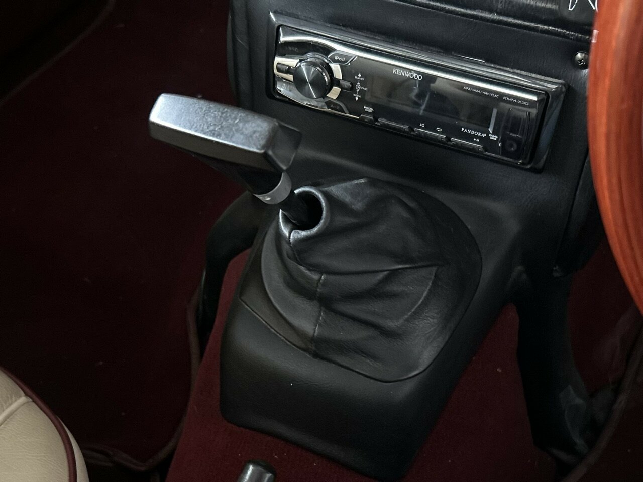 1970 TRIUMPH TR 6 AUTOMATIC ROADSTER