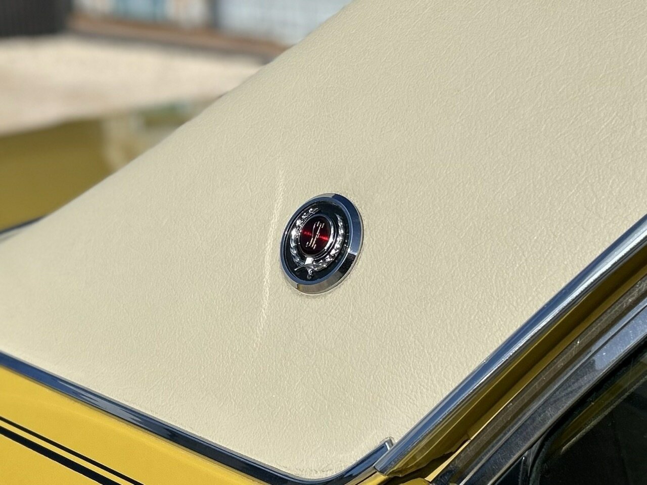 1977 CHRYSLER REGAL CL SE 3 SP AUTOMATIC 4D SEDAN