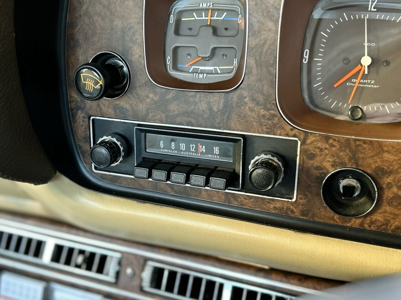 1977 CHRYSLER REGAL CL SE 3 SP AUTOMATIC 4D SEDAN