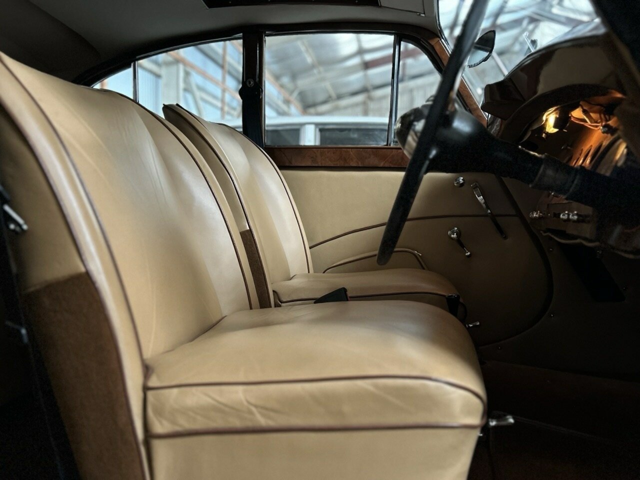 1951 JAGUAR MK V 3.5 4 SP MANUAL 4D SEDAN