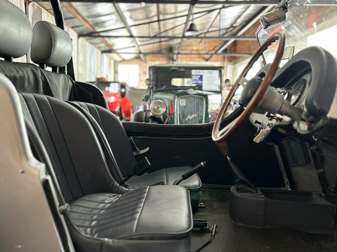 1933 RILEY 2.5 LITRE MANUAL ROADSTER