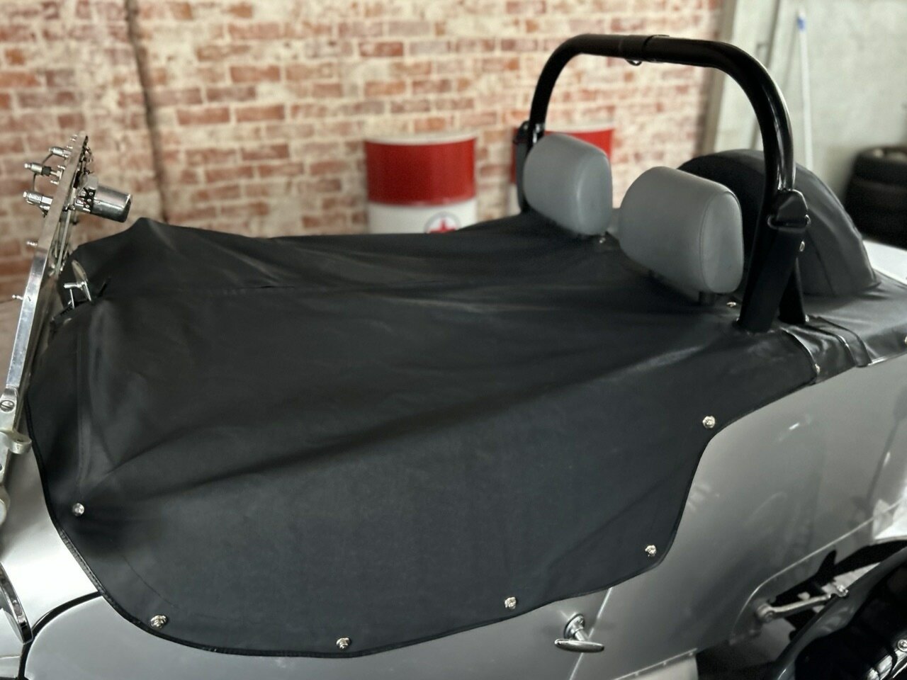 1933 RILEY 2.5 LITRE MANUAL ROADSTER