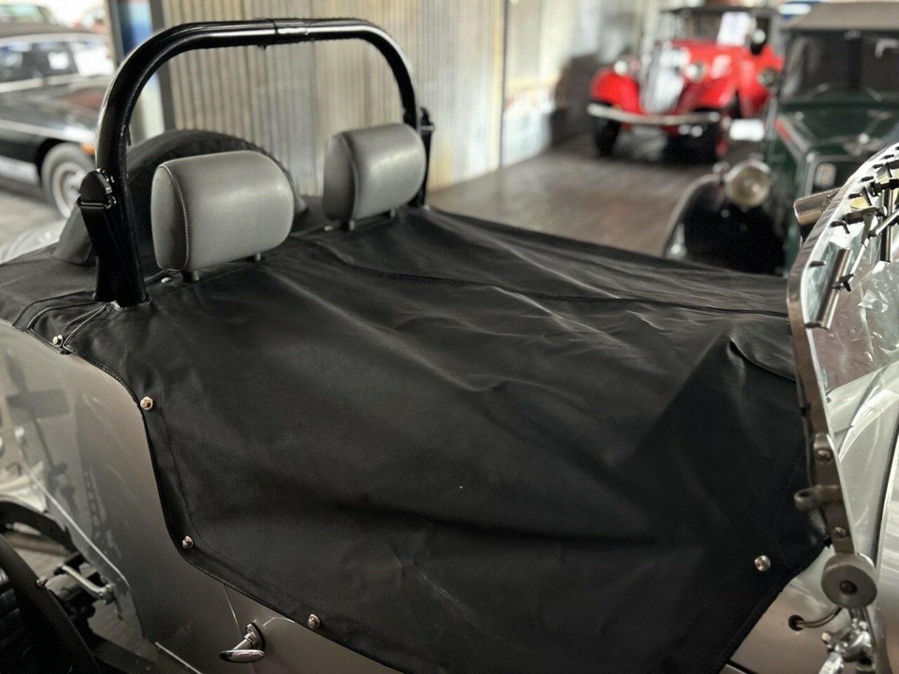 1933 RILEY 2.5 LITRE MANUAL ROADSTER