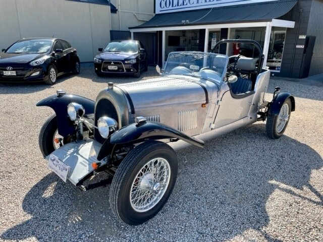 1933 RILEY 2.5 LITRE MANUAL ROADSTER