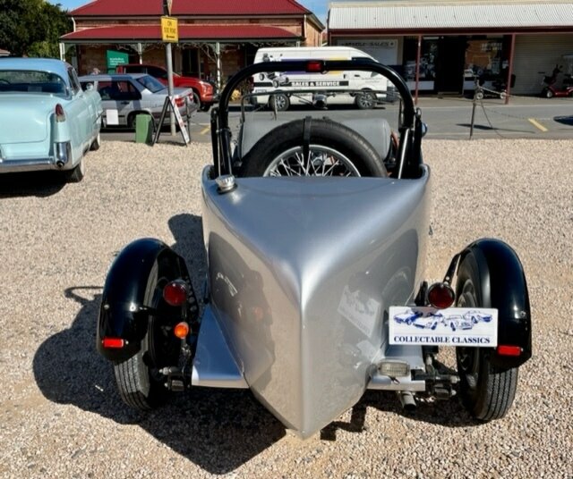 1933 RILEY 2.5 LITRE MANUAL ROADSTER