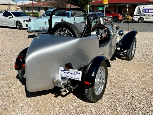 1933 RILEY 2.5 LITRE MANUAL ROADSTER