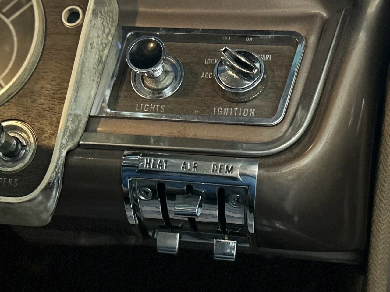 1967 HOLDEN PREMIER HR SEDAN