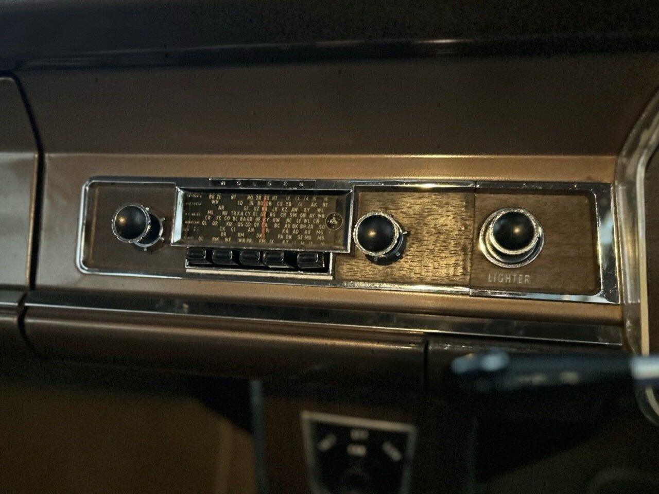 1967 HOLDEN PREMIER HR SEDAN