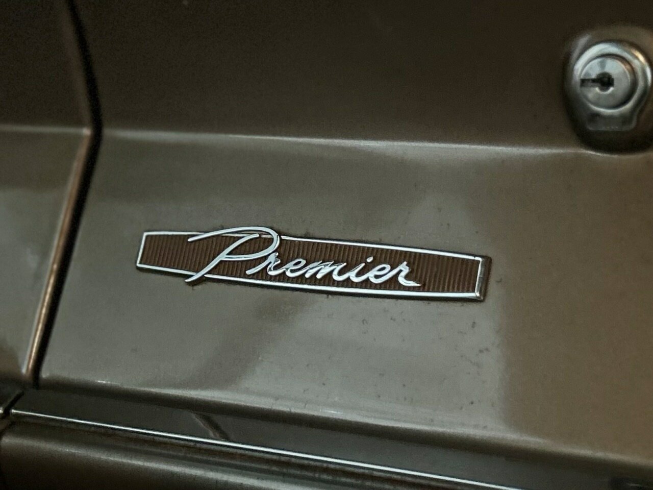 1967 HOLDEN PREMIER HR SEDAN