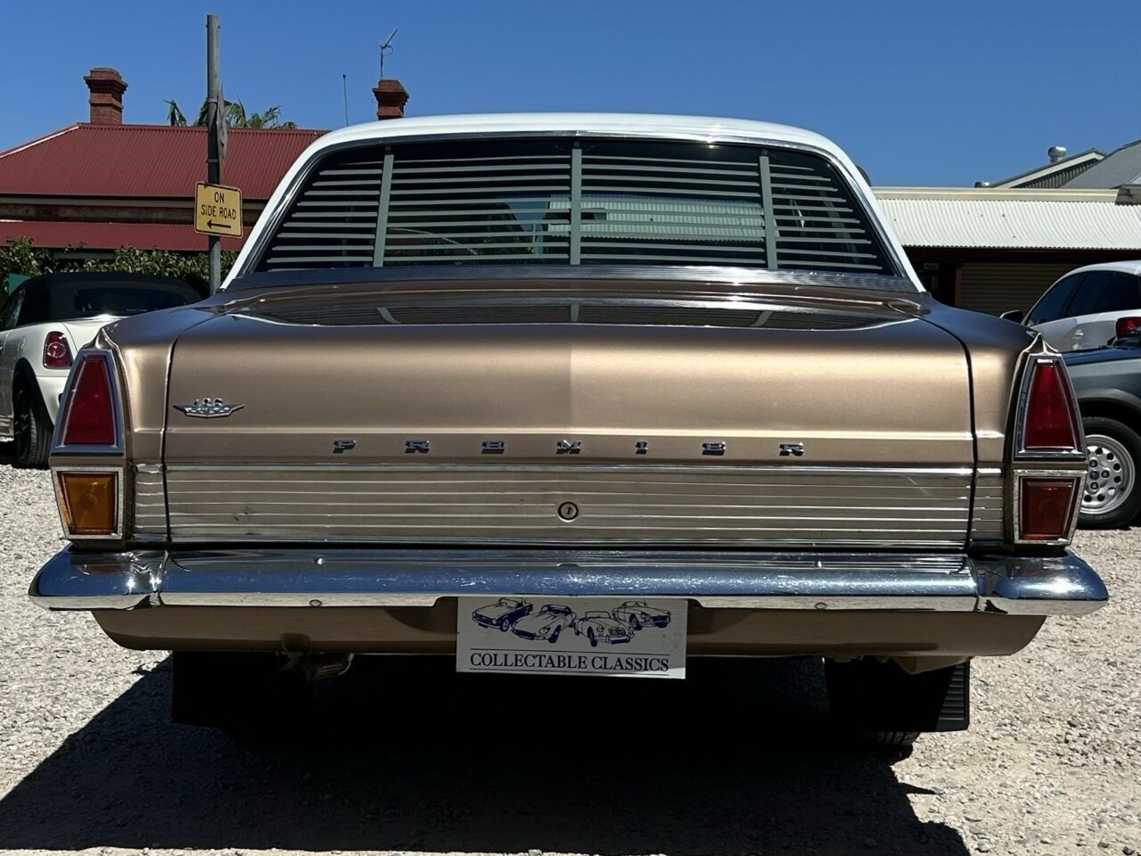 1967 HOLDEN PREMIER HR SEDAN