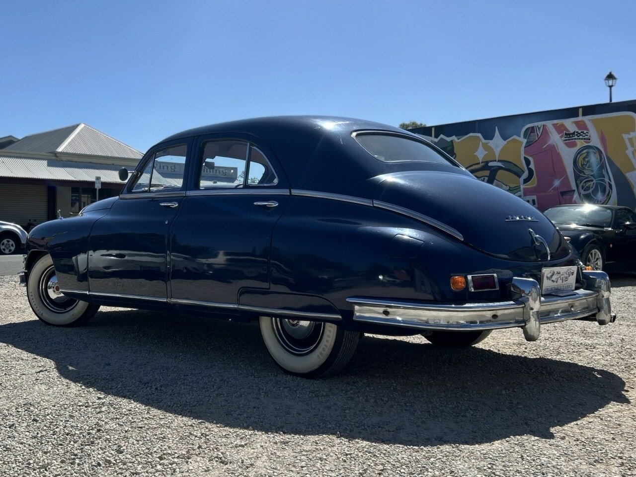 1948 PACKARD DELUXE EIGHT SEDAN