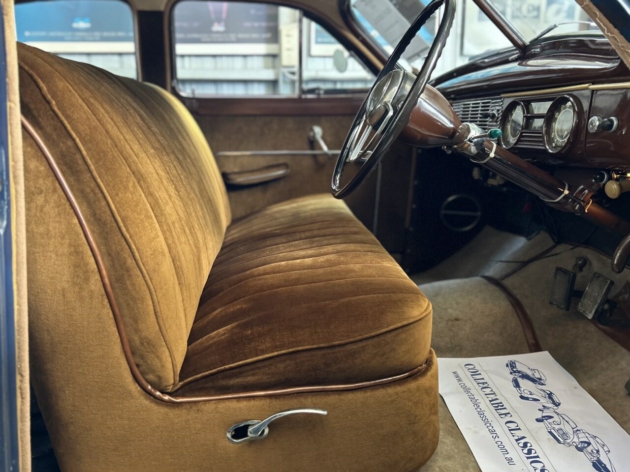 1948 PACKARD DELUXE EIGHT SEDAN