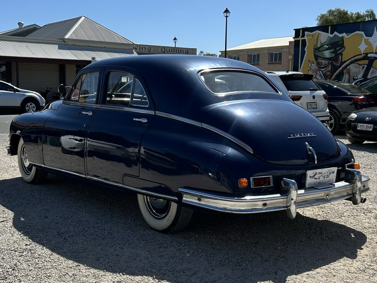1948 PACKARD DELUXE EIGHT SEDAN