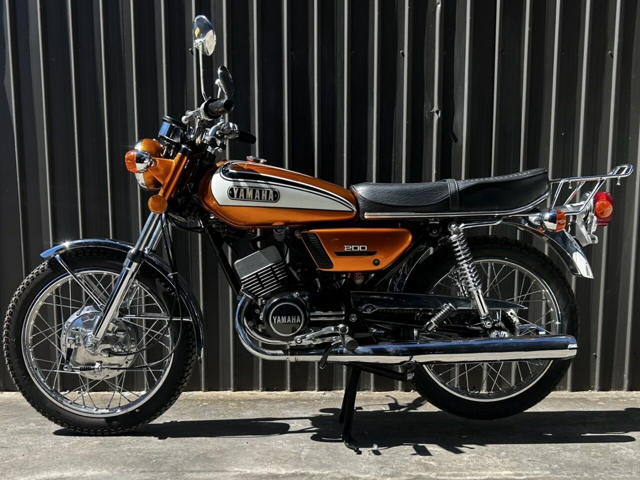 1974 YAMAHA RD200 ROAD