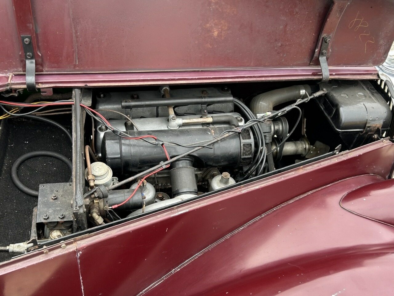 1951 RILEY RMB 2.5 LITRE 4 SP MANUAL 4D SEDAN