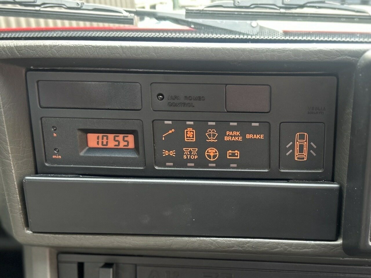 1988 ALFA ROMEO ALFA 75 6V 3.0 5 SP MANUAL 4D SEDAN