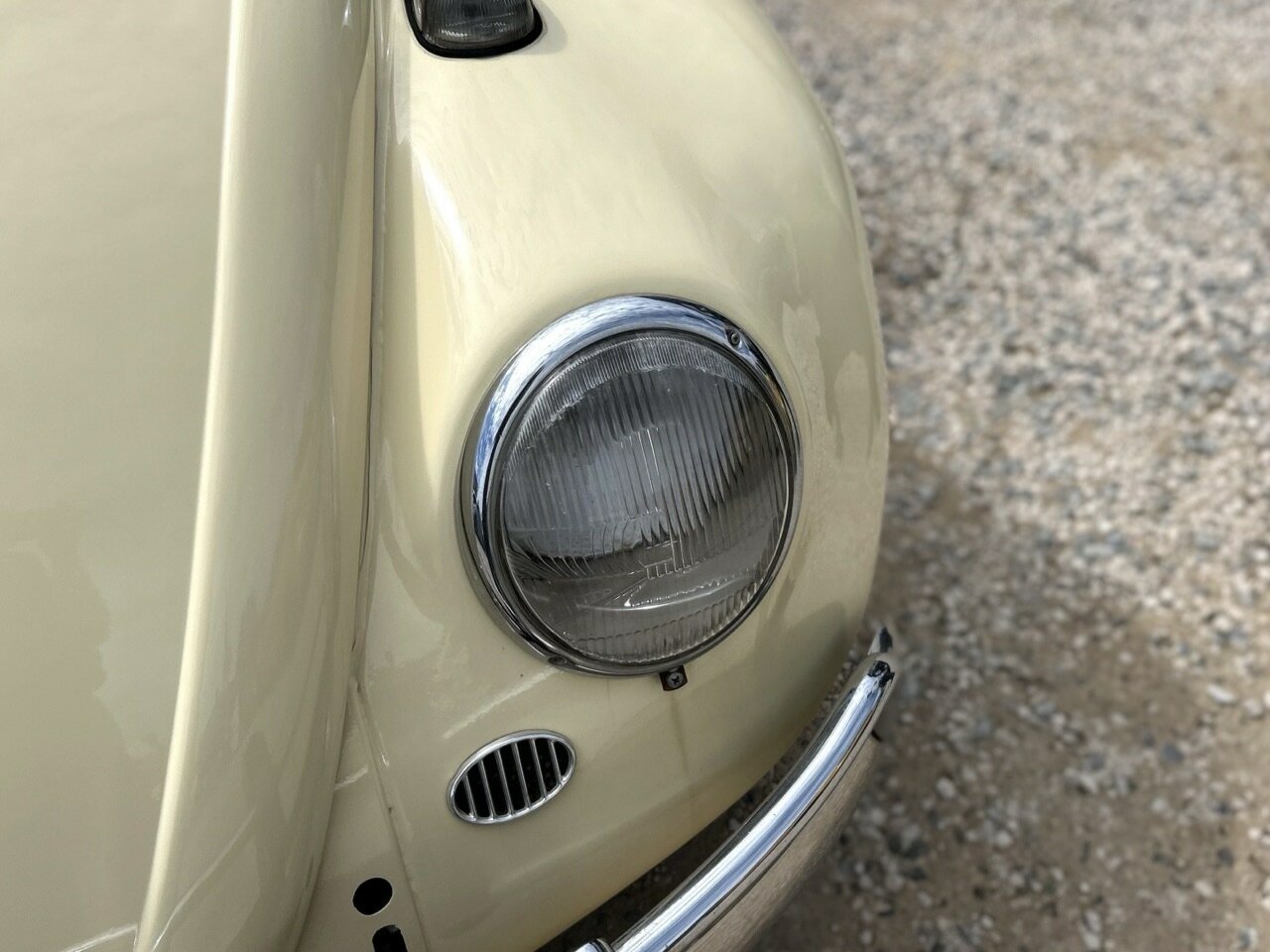 1967 VOLKSWAGEN 1300 (BEETLE) CUSTOM 4 SP MANUAL 2D SEDAN