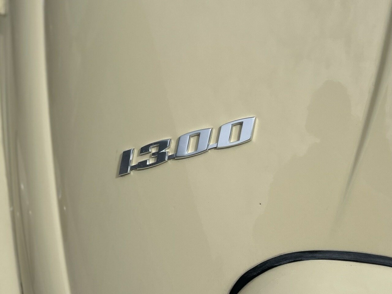 1967 VOLKSWAGEN 1300 (BEETLE) CUSTOM 4 SP MANUAL 2D SEDAN