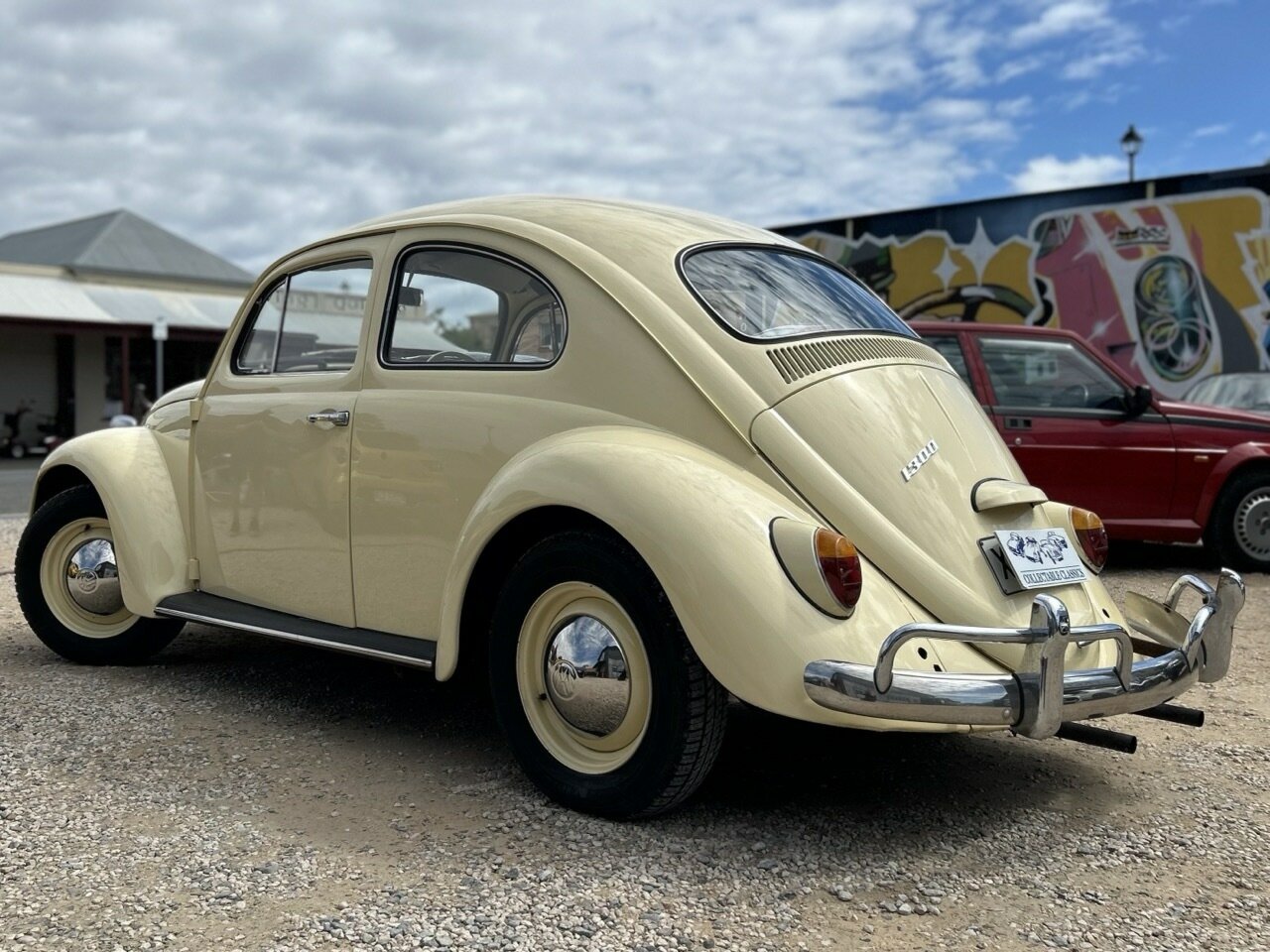 1967 VOLKSWAGEN 1300 (BEETLE) CUSTOM 4 SP MANUAL 2D SEDAN