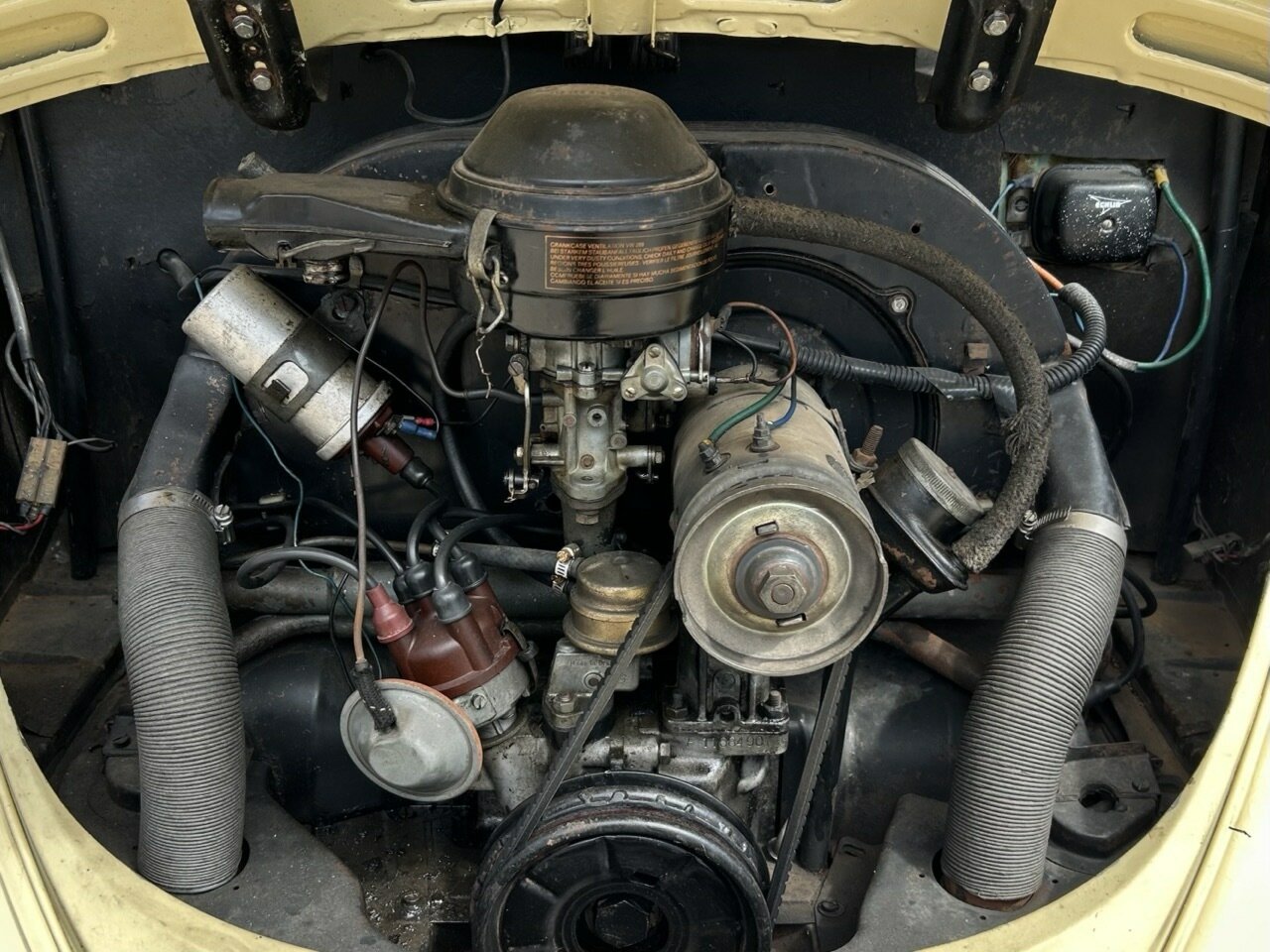 1967 VOLKSWAGEN 1300 (BEETLE) CUSTOM 4 SP MANUAL 2D SEDAN