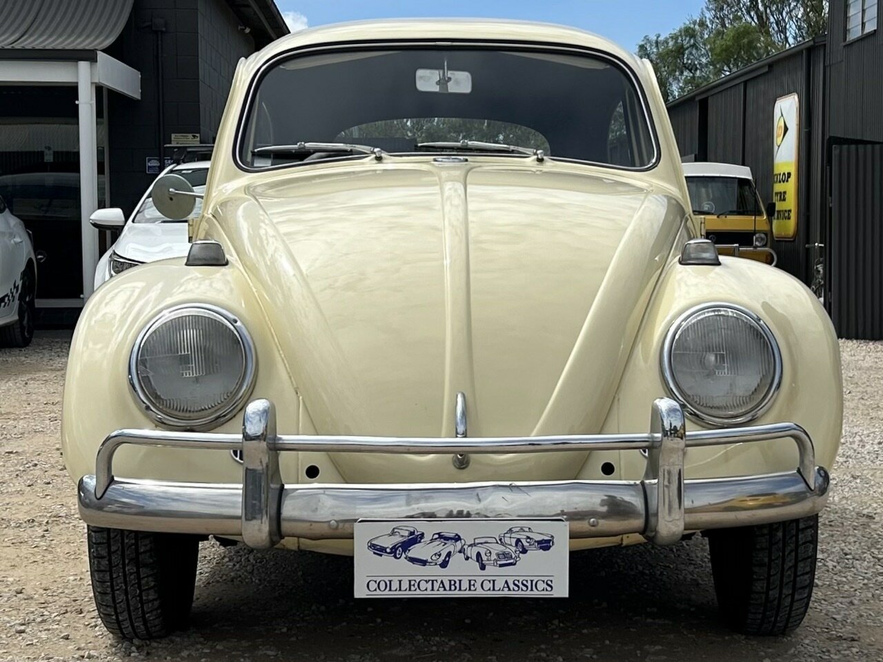 1967 VOLKSWAGEN 1300 (BEETLE) CUSTOM 4 SP MANUAL 2D SEDAN