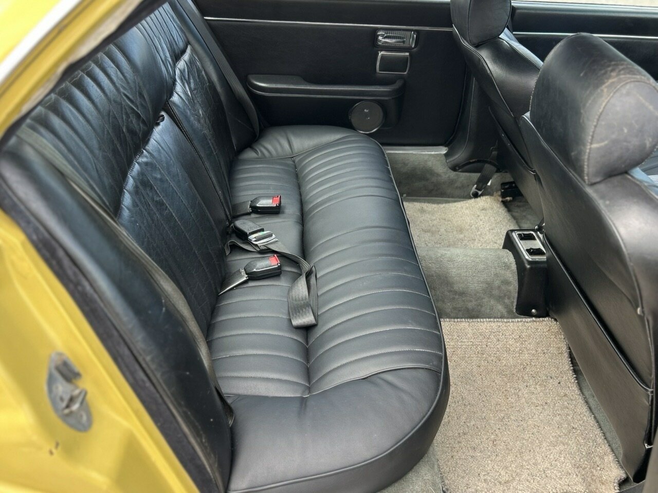 1981 DAIMLER SOVEREIGN SER III 4.2 3 SP AUTOMATIC 4D SEDAN