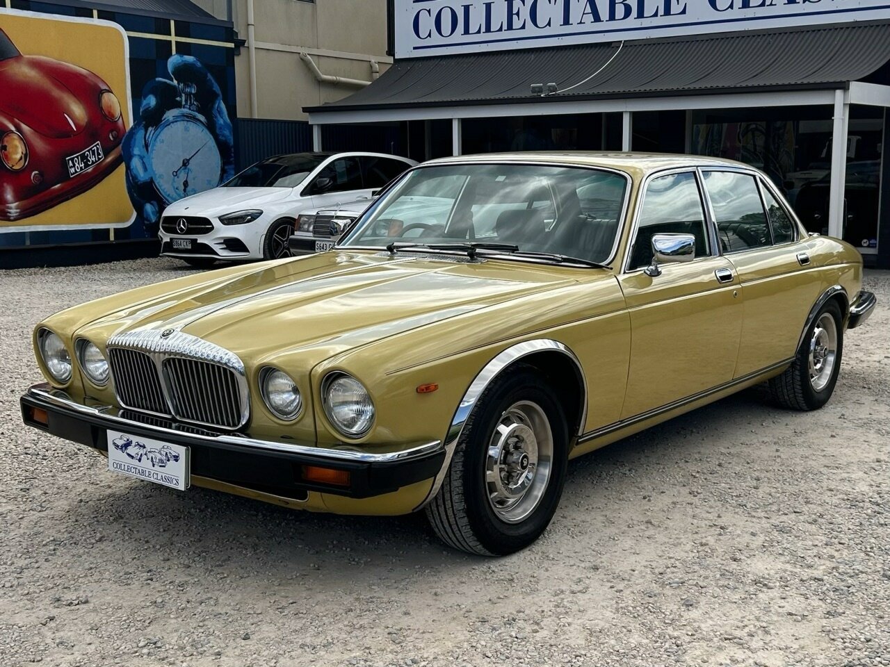 1981 DAIMLER SOVEREIGN SER III 4.2 3 SP AUTOMATIC 4D SEDAN