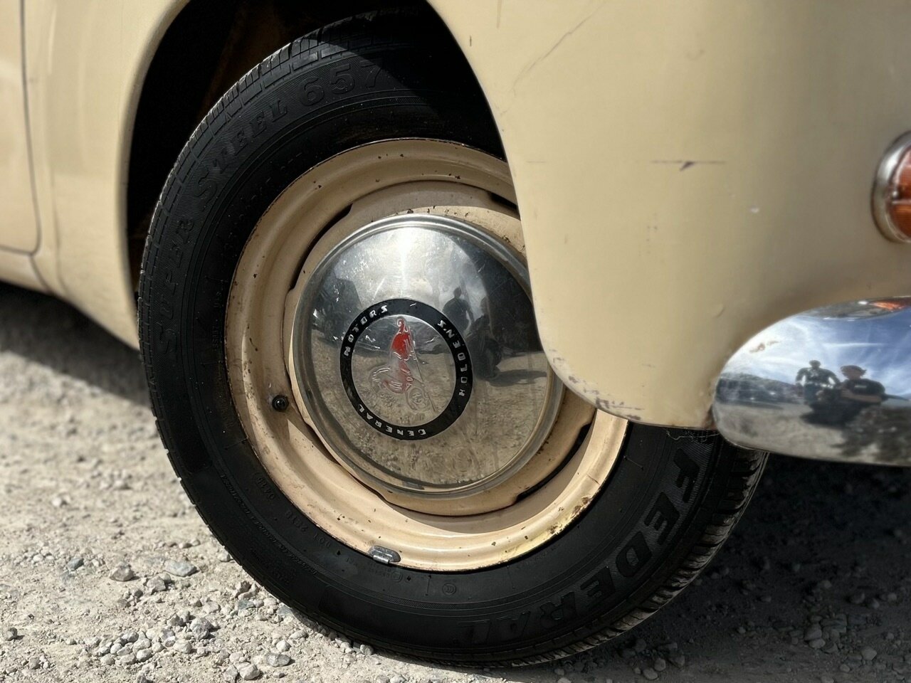 1952 HOLDEN 48-215 FX 3 SP MANUAL SEDAN