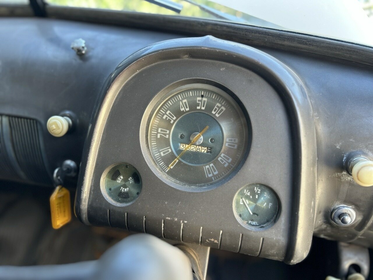 1952 HOLDEN 48-215 FX 3 SP MANUAL SEDAN