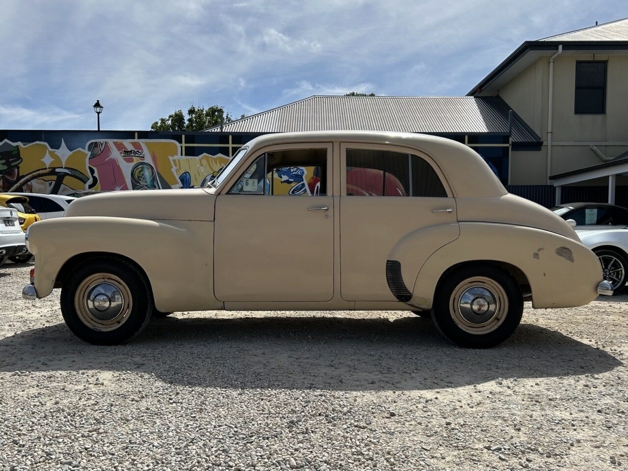 1952 HOLDEN 48-215 FX 3 SP MANUAL SEDAN