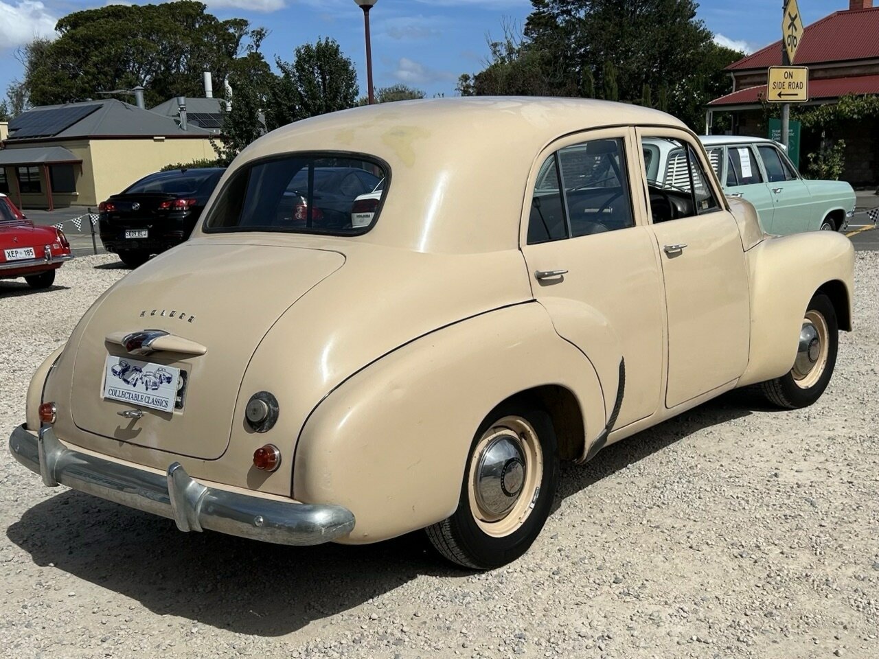 1952 HOLDEN 48-215 FX 3 SP MANUAL SEDAN