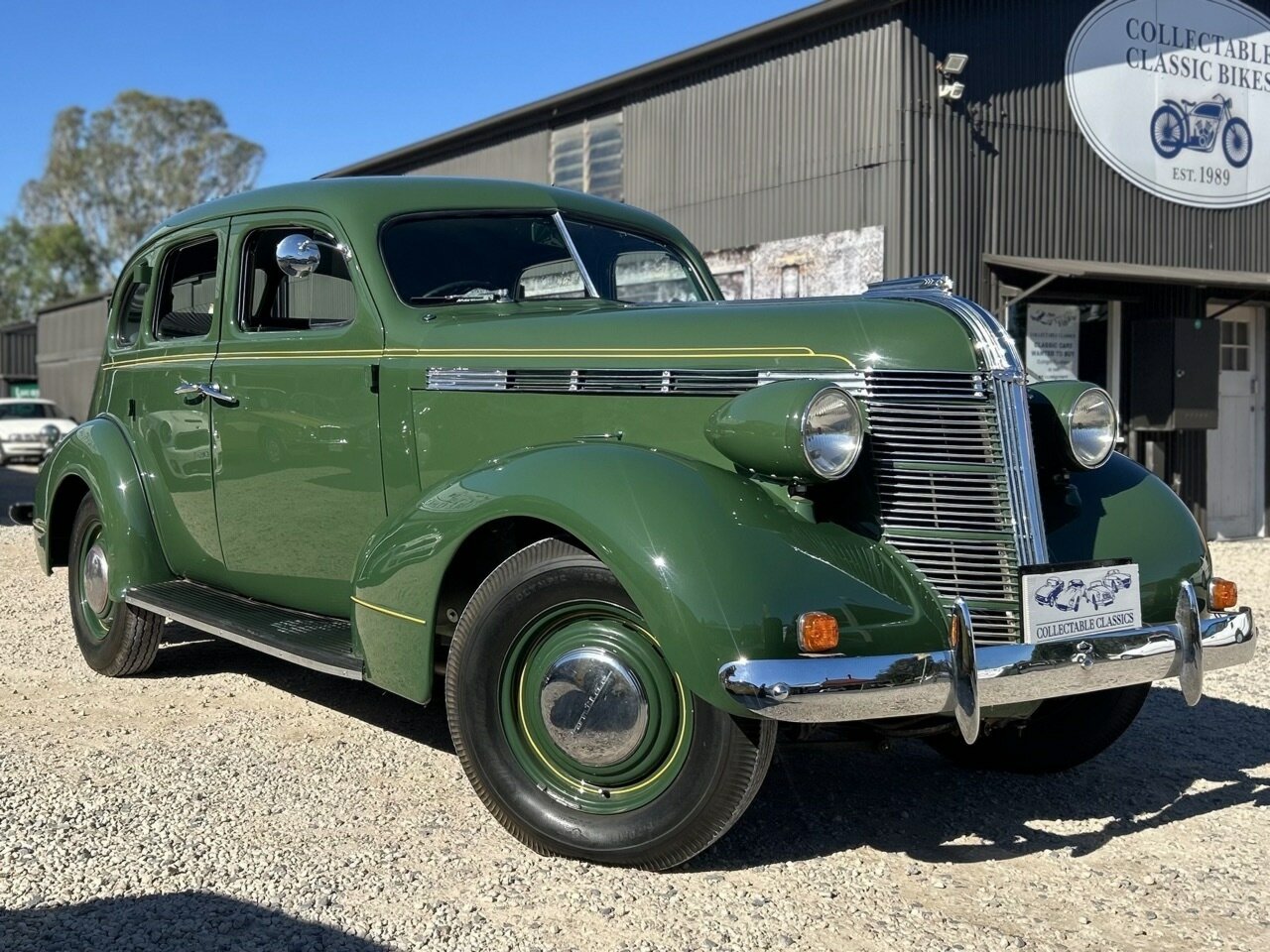 1937 PONTIAC SIX 4 SP MANUAL 4D SEDAN