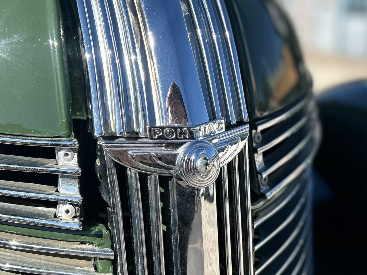 1937 PONTIAC SIX 4 SP MANUAL 4D SEDAN