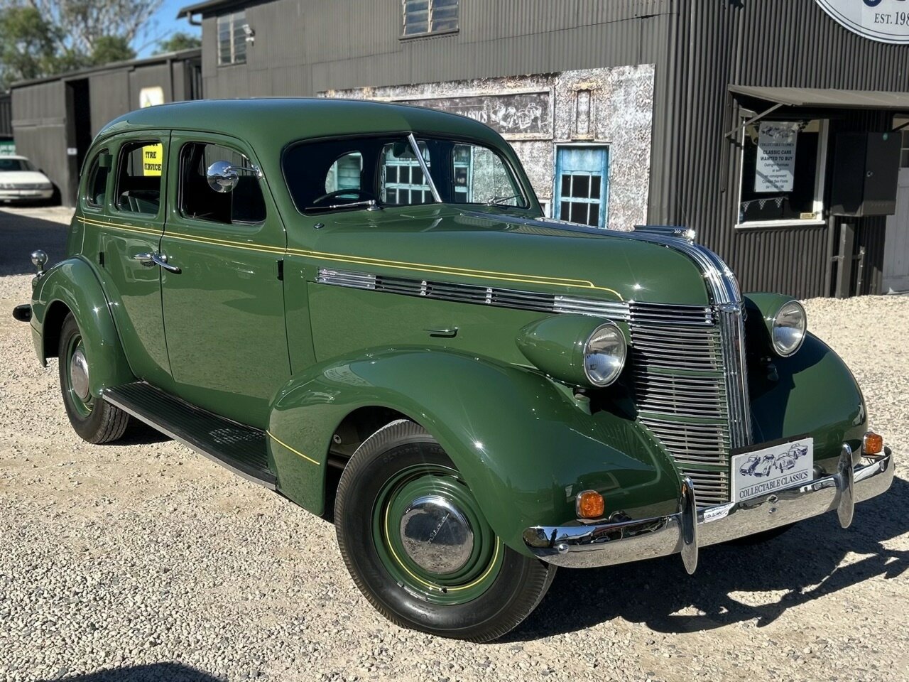 1937 PONTIAC SIX 4 SP MANUAL 4D SEDAN