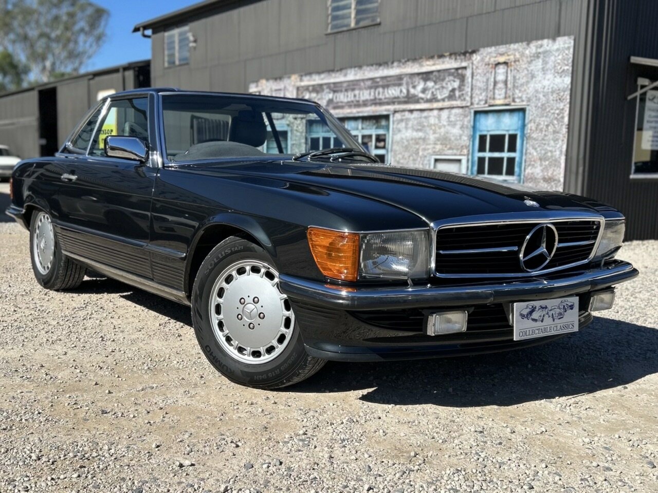 1986 MERCEDES-BENZ 560SL 4 SP AUTOMATIC 2D CONVERTIBLE
