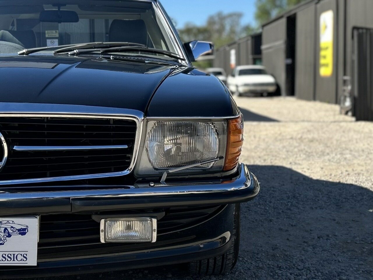 1986 MERCEDES-BENZ 560SL 4 SP AUTOMATIC 2D CONVERTIBLE